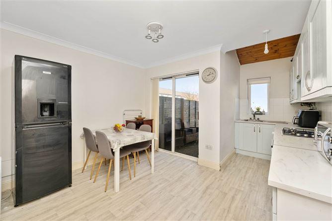 32 Manorfields Walk, Clonee, Dublin, historical listing image 5