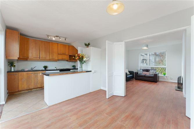 5, Llewellyn Grove, Dublin 16, historical listing image 4