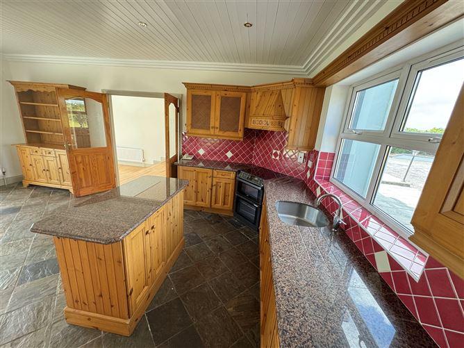 Ref 1192 - Anam Cara, Murreagh, Waterville, Kerry, historical listing image 5