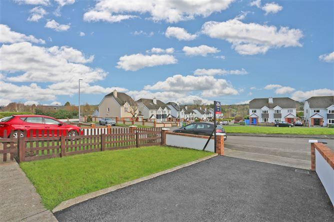 5 Oakwood, Sixmilebridge, Clare, historical listing image 3