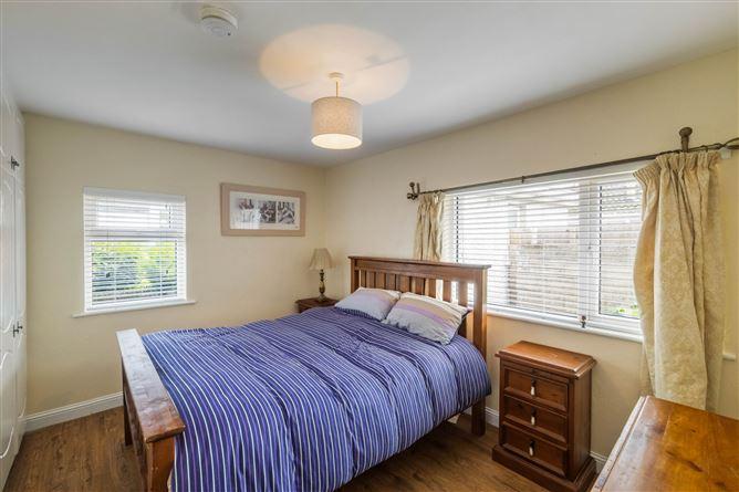 6 The Bungalows, Pearse Park, Dundalk, Co. Louth, historical listing image 6