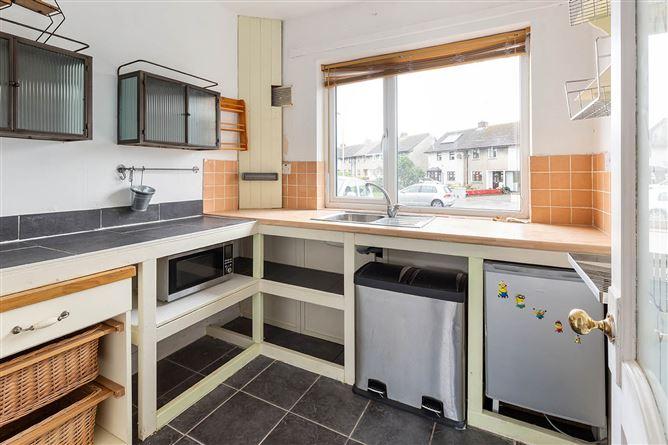 107 Marian Park, Drogheda, Louth, historical listing image 4