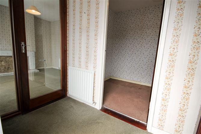 94, Oakcourt Drive, Dublin 20, historical listing image 3