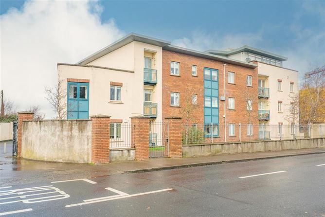 10 Kilwarden Court, Clondalkin, Dublin 22, historical listing image 1