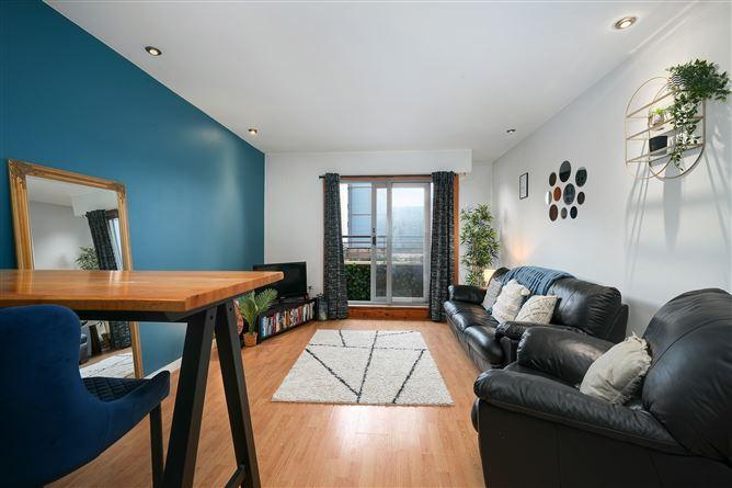 Apt 6 Pier 19, Bridgefoot St, Dublin 8, County Dublin, historical listing image 5