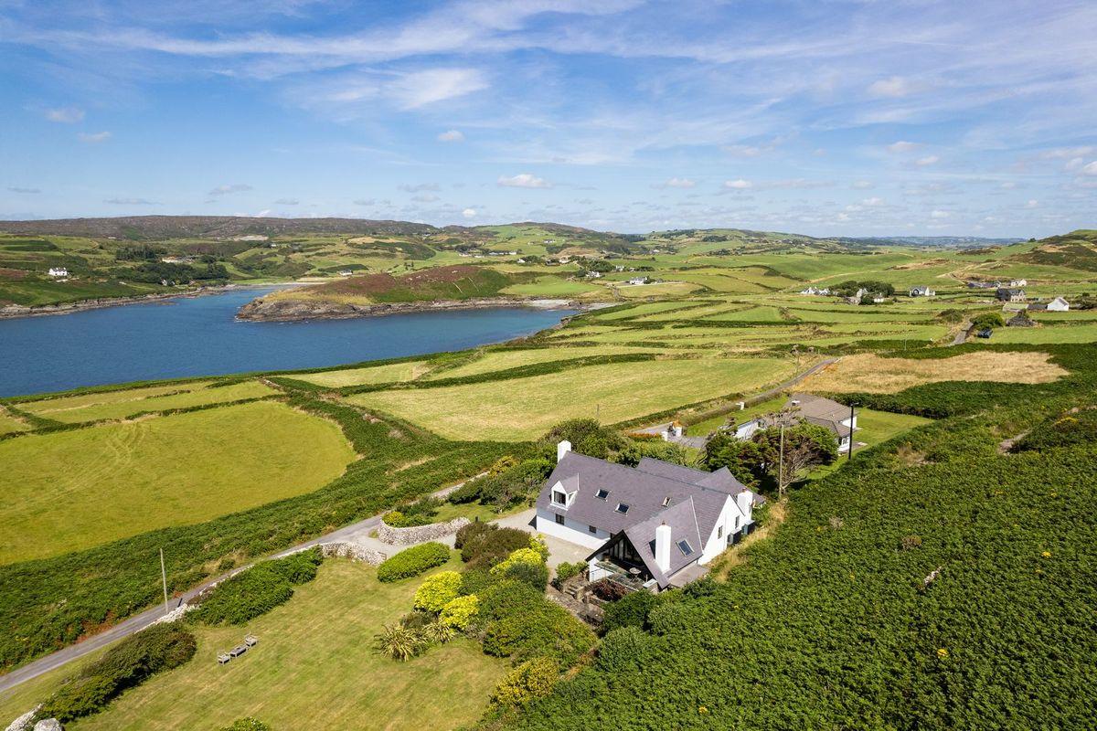 Toe Head, Castletownshend, Co. Cork, P81T226, historical listing image 3