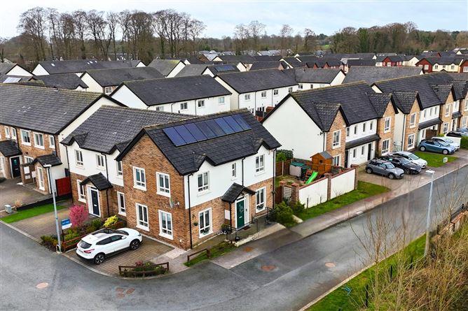 11 Cois Glaisn Lawn, Johnstown, Meath, historical listing image 1