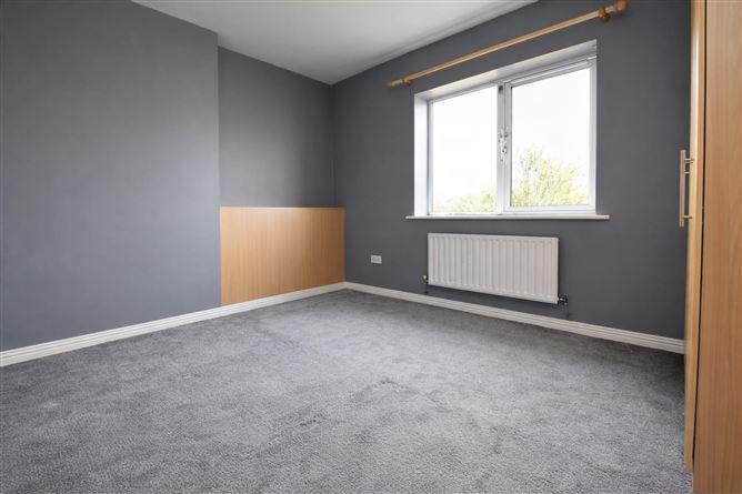 6, Manorfields View, Dublin 15, historical listing image 5