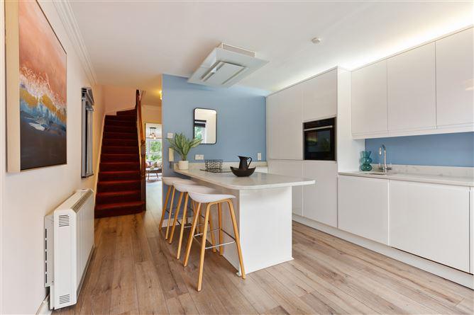10 Thorncliffe, Dundrum Road, Milltown, Dublin 6, D14D4D6, historical listing image 4