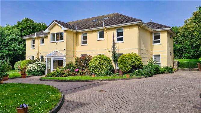 Apartment 7, Saint Nessan's, Howth, Dublin 13, D13KP20, historical listing image 1