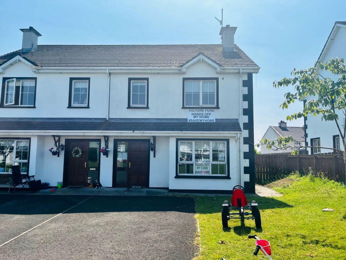 14 Manor Court, Convoy, Co. Donegal, historical listing image 2