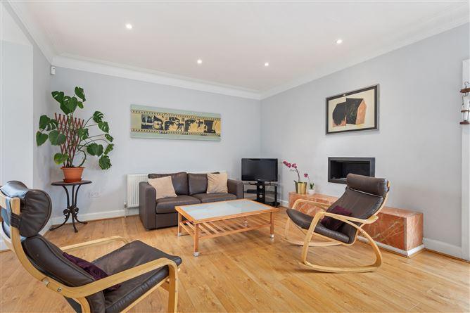29 Landscape Crescent, Churchtown, Dublin 14, D14DT73, historical listing image 5