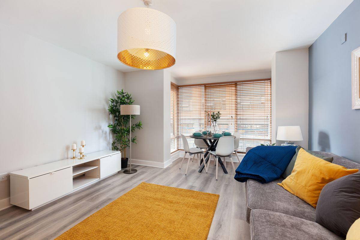 Apartment 11, College Gate, Dublin 2, historical listing image 3