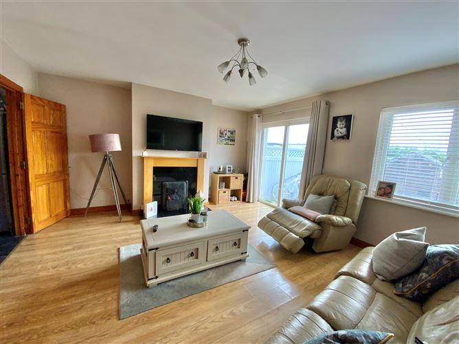 32 Glenart Drive, Lamberton, Arklow, Wicklow, historical listing image 5