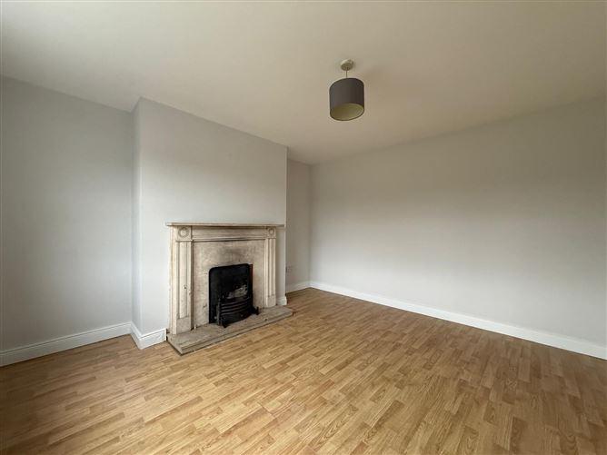 4 Castlecourt, Ballaghaderreen, Roscommon, historical listing image 4