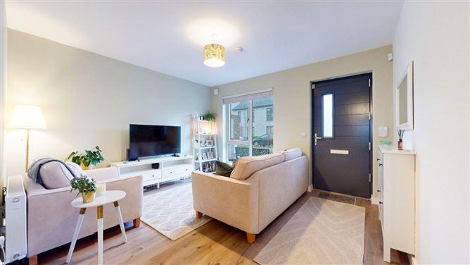 3 Parkleigh Square, Seven Mills, Dublin 22, historical listing image 5