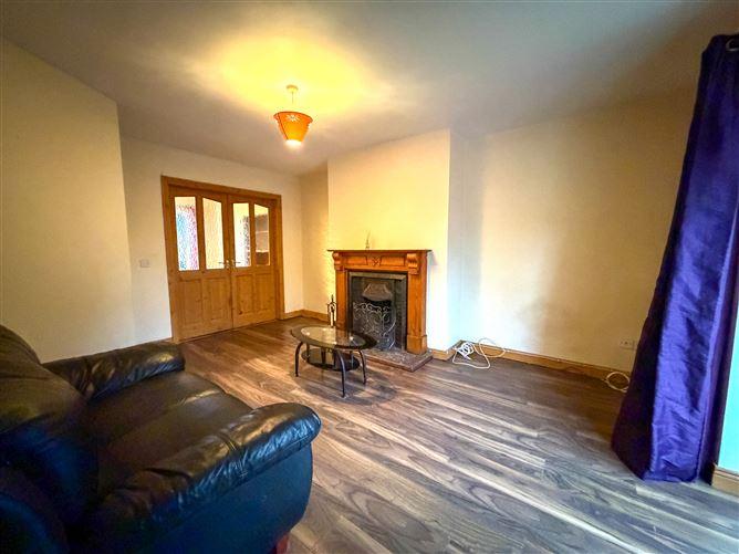 No. 5 Oaksview, Turough Road , Castlebar, Mayo, historical listing image 5