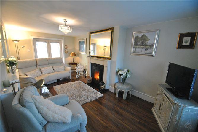 Rosemary Street, Roscrea, Co. Tipperary, historical listing image 5