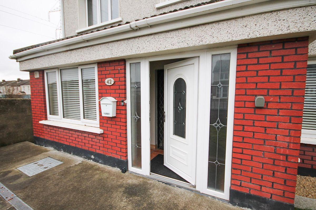 42 Redwood Close, Kilnamanagh, Dublin 24, historical listing image 3