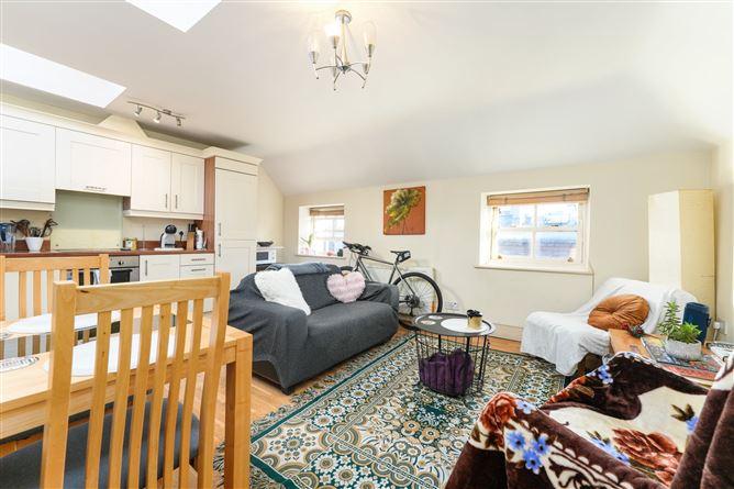 Apartment 31, Montgomery Court, Dublin 1, historical listing image 6