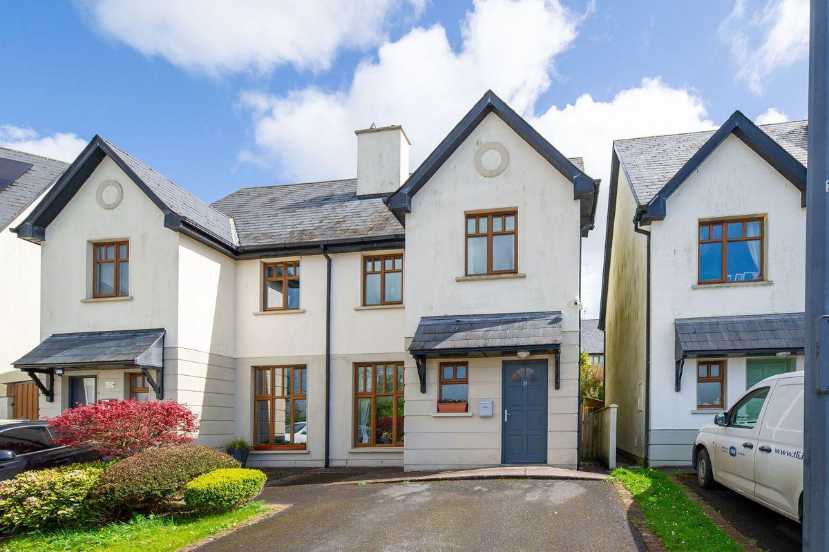 21 Oakridge, Dun an Oir, Kanturk, Co Cork, P51X5X7, historical listing image 1