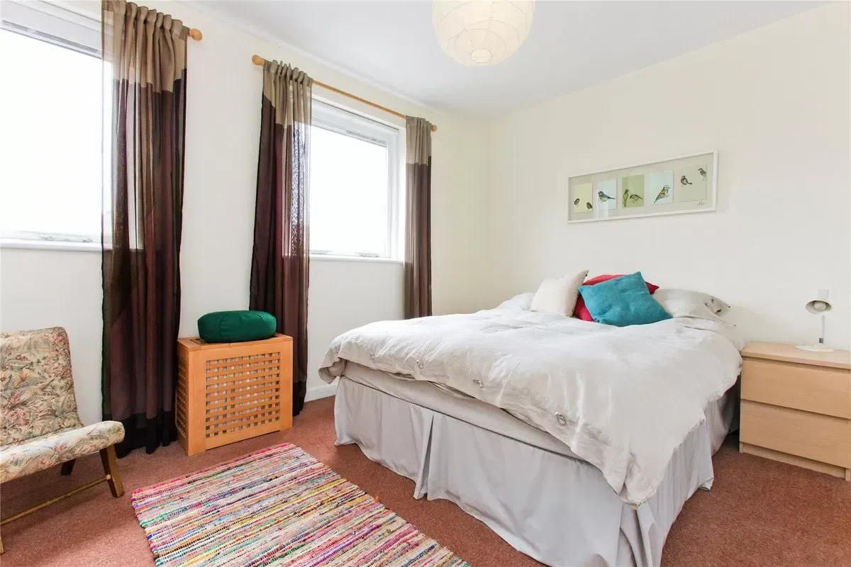 19 Woodlawn Grove, Churchtown, Dublin 14, historical listing image 4