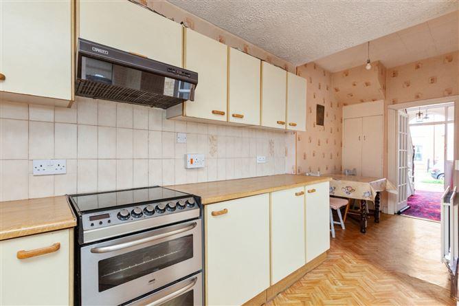 33 Shandon Drive, Phibsboro, Dublin 7, historical listing image 6