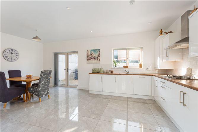 30 Burkeen Hall, Wicklow Town, Co. Wicklow, A67NY60, historical listing image 6
