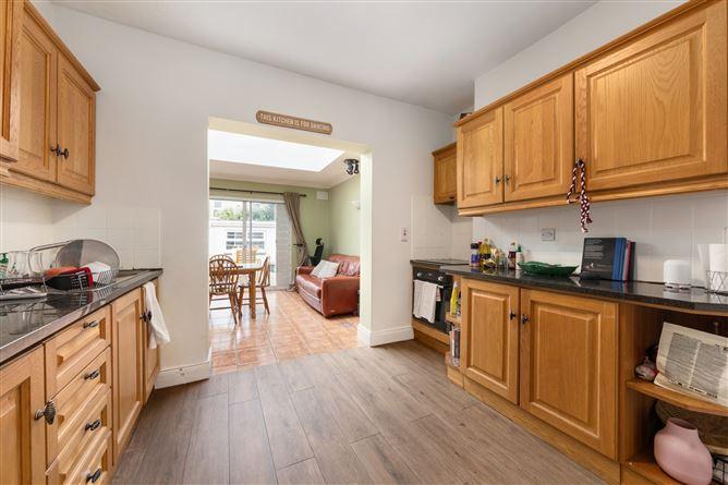 1 Merton Avenue, South Circular Road, Dublin 8, historical listing image 4