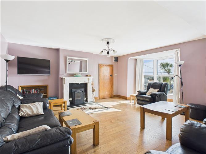 11 The Terrace, Strand Street, Tramore, Waterford, historical listing image 4