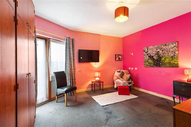 Woodley, 6, Palmerston Court, Dublin 6, historical listing image 4