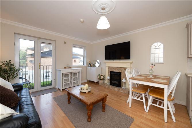 28 Woodville, Rochestown Road, Rochestown, Co. Cork, T12KW84, historical listing image 1