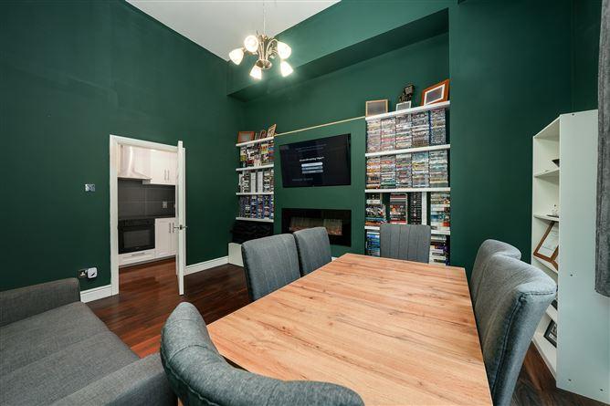109, Winter Garden Pearse Street, The, Dublin 2, historical listing image 5