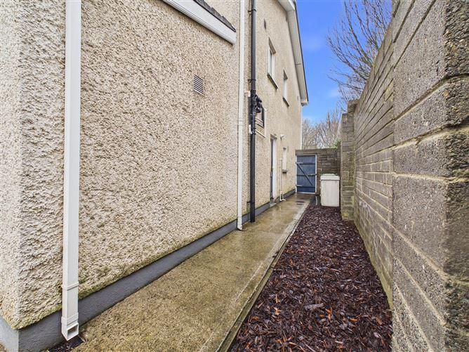 11, Rinawade Park, Co. Kildare, historical listing image 2