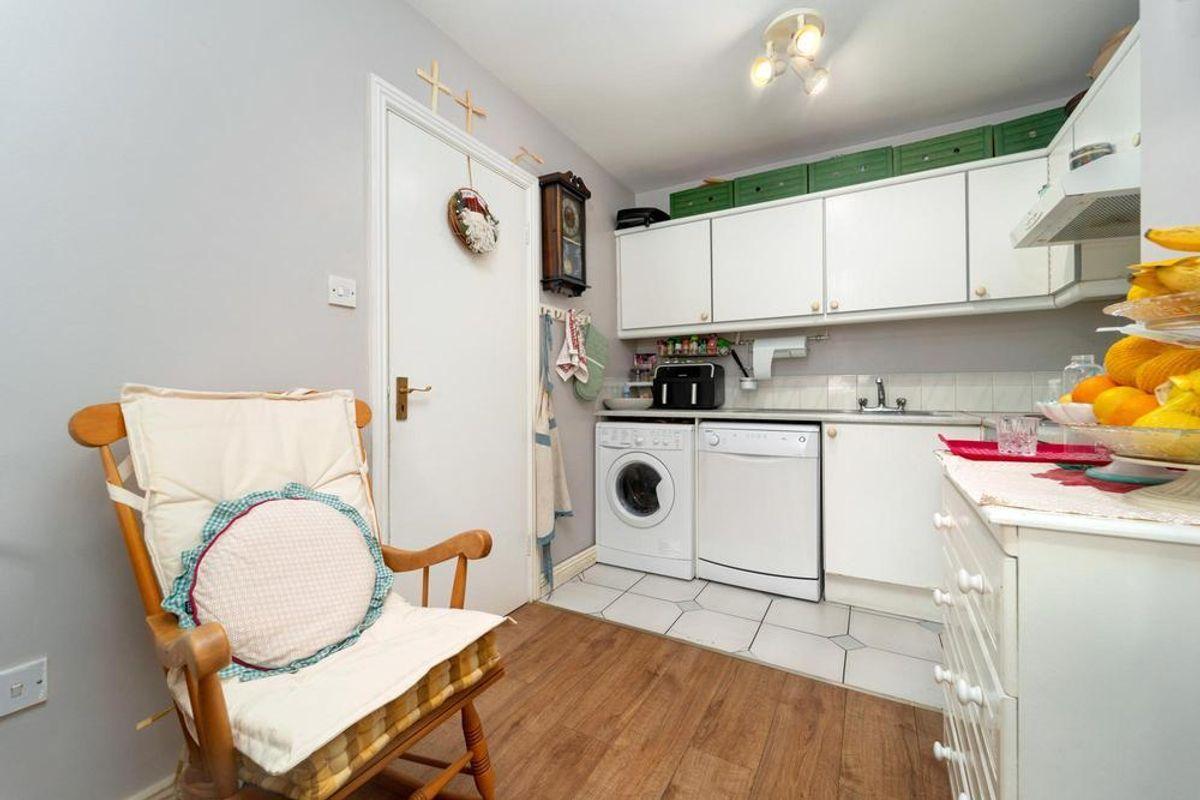 10 Fairview Avenue, Fairview, Dublin 3, historical listing image 5