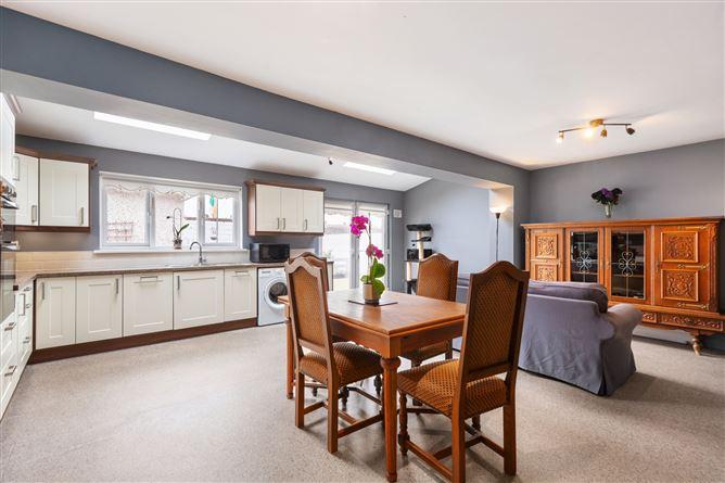 15, Croftwood Drive, Dublin 10, historical listing image 3