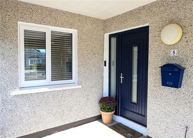 5 Forest Park, Upper Kilmoney Road, Carrigaline, Cork, historical listing image 3