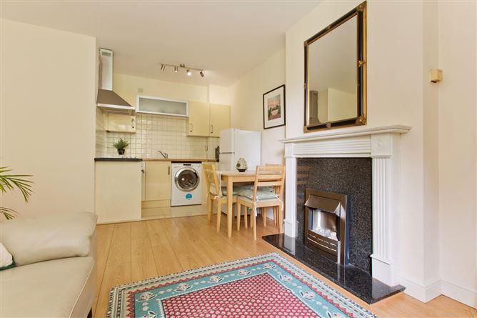 38 Hybreasal House, Kilmainham, Dublin 8, historical listing image 5