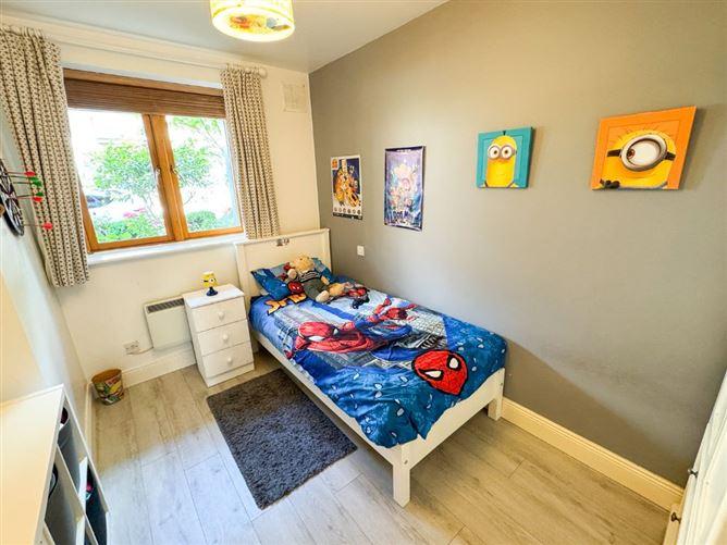 13 Sycamore, Ridge Hall, Shanganagh Road, Ballybrack, County Dublin, historical listing image 6
