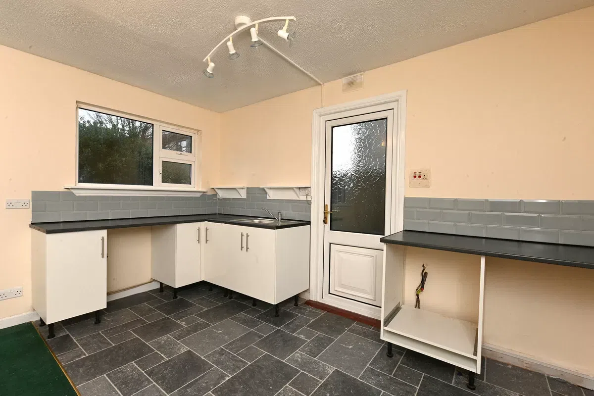 98 Silversprings Court, Silversprings, Tivoli, Co. Cork, historical listing image 5