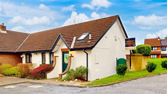 87 The Rowans, Abberley, Killiney, Dublin, historical listing image 3