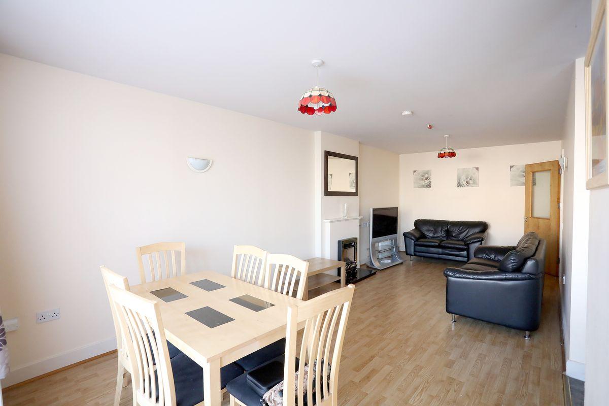 19 Block C, Stradbrook Apartments, Portlaoise, Co. Laois, R32E867, historical listing image 3