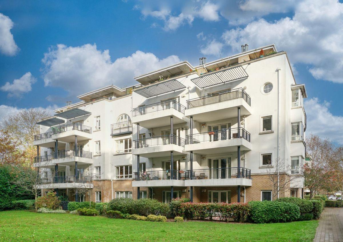 Apartment 163, Block 6, Seamount, Booterstown, Co. Dublin, A94NN70, historical listing image 1