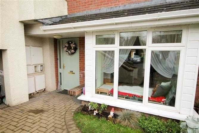 64, Hansted Crescent, Co. Dublin, historical listing image 2
