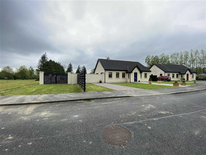 9 Slievenamon Retirement Village, Lisronagh, Clonmel, County Tipperary, historical listing image 2