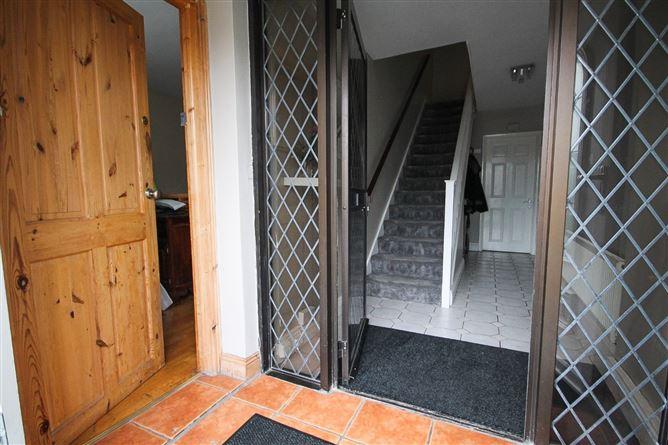 42 Redwood Close, Kilnamanagh, Dublin 24, historical listing image 4
