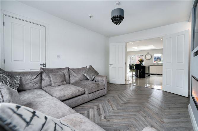 4, Heathfield Grove, Dublin 11, historical listing image 6