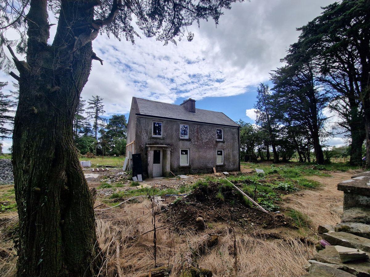 Cloonkeehan West, Ballinlough, Ballinlough, Co. Roscommon, F45T254, historical listing image 1