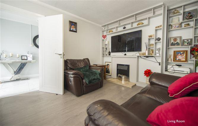 13 Sheephill Avenue , Blanchardstown, Dublin, historical listing image 5