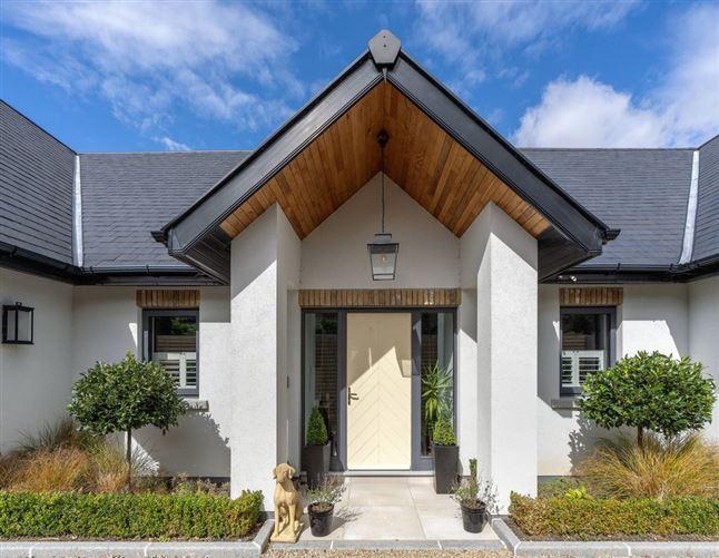 8b, Carrickbrack Road, Co. Dublin, historical listing image 4
